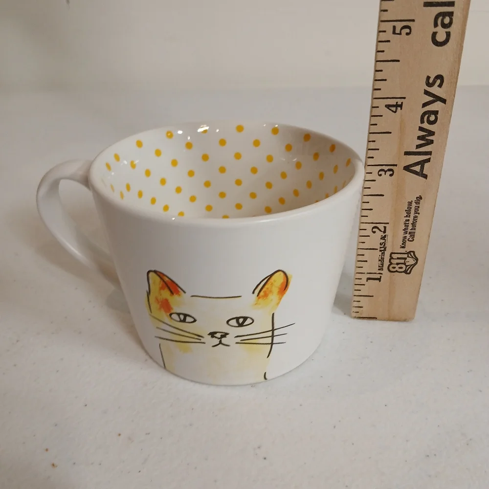 White and Yellow Cat Bowl with Playful Design